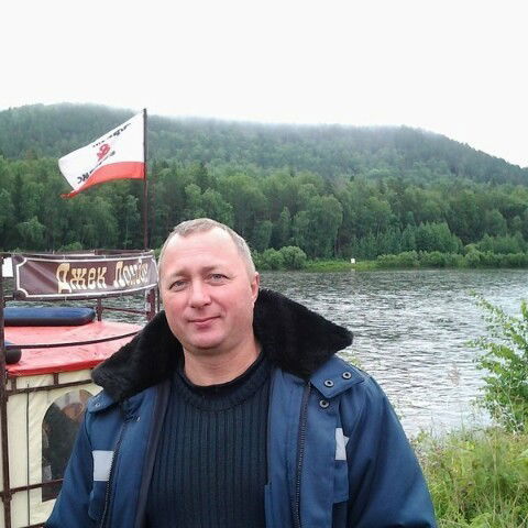 Олег Антропов