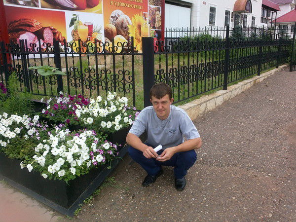 Анатолий Рузметов