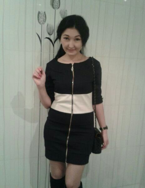 Айнурочка ***