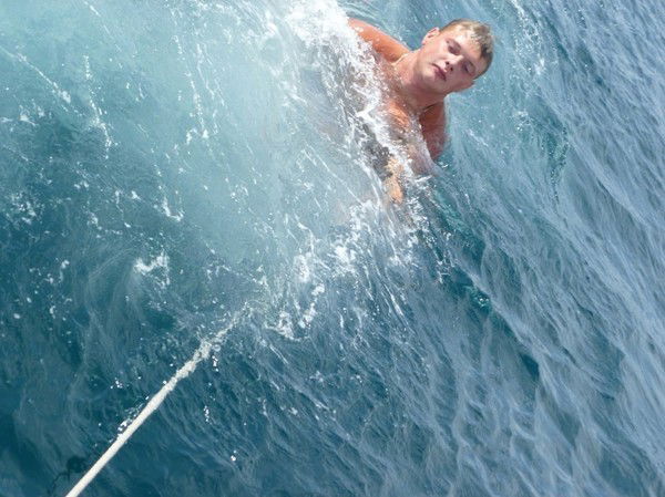 Артём Артём