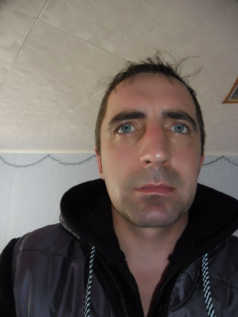 Павел Плотников