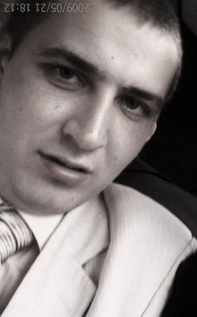 Денис Белешев