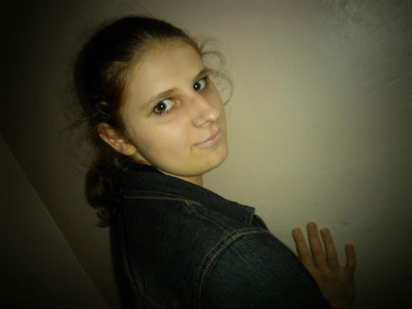 Анютка Бруй