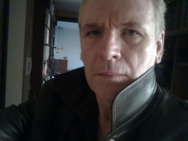 Эдуард Михненков