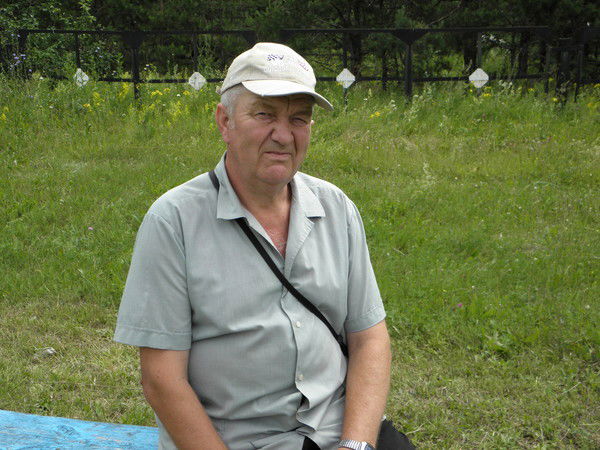 Александр Савельев