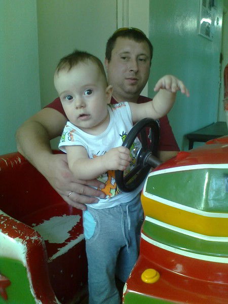 Юрий Лебедь