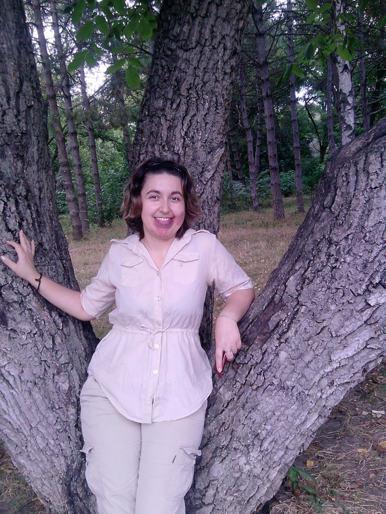 Людмила Максиян