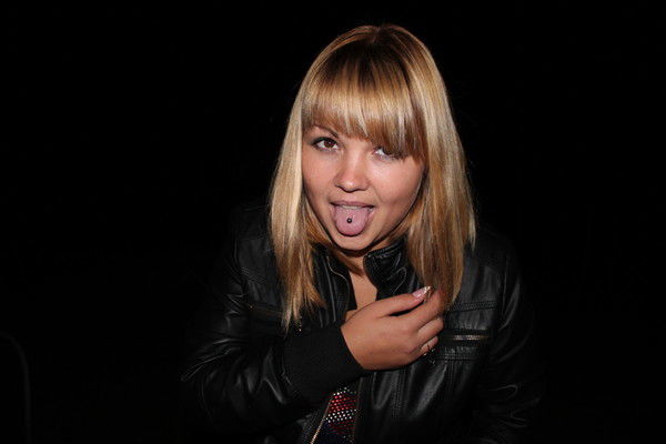 * ")Та("нюша") *