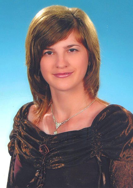 Анна Долгош