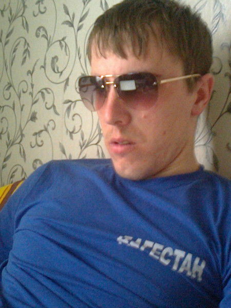 Руслан Титов