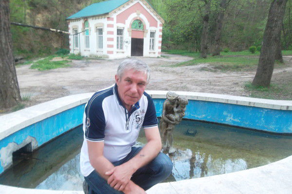 Леонид Белов