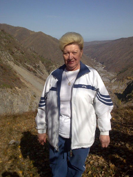 Эстелла Леонова