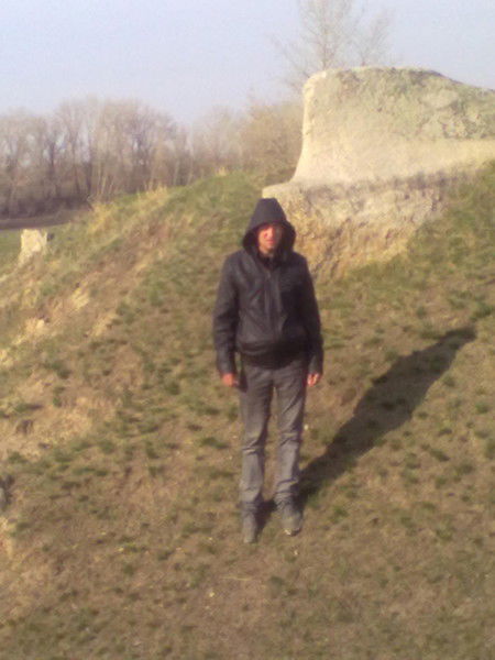 Виталя Иванов