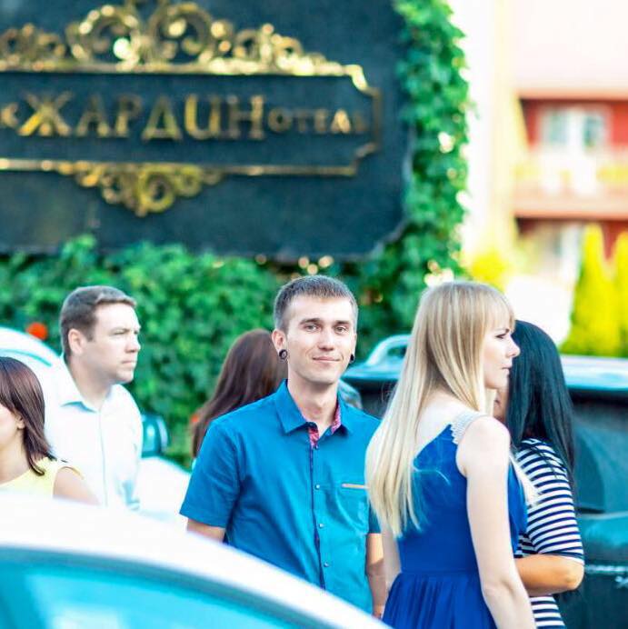 Глеб Уваров