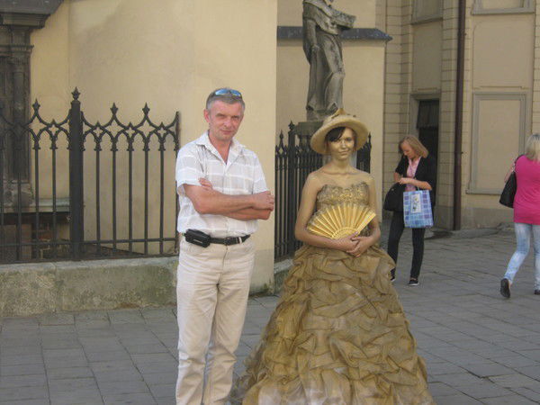 Константин Мазуров