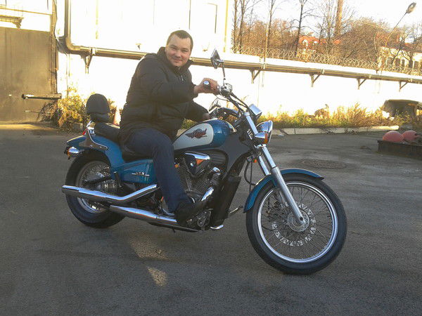 Артем Свистунов