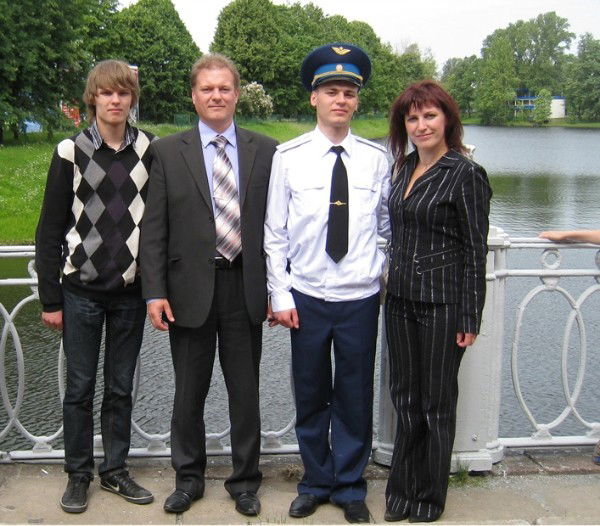 Константин Костиков