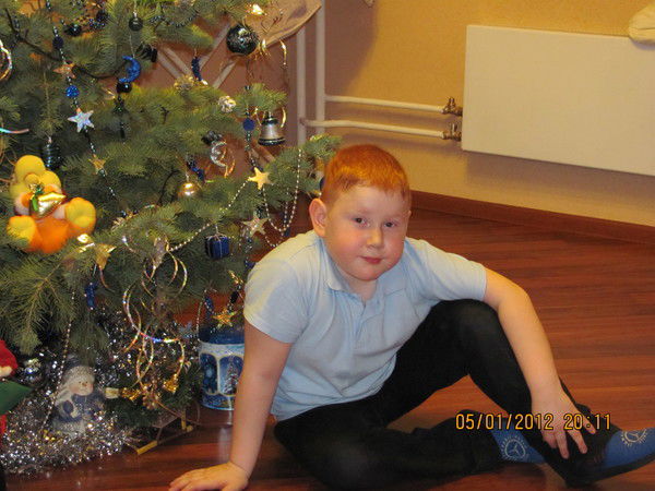 Дмитрий Лазарев