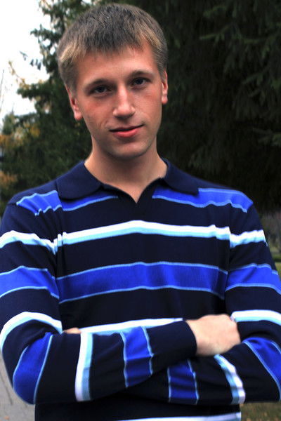 Игорь Николаенко