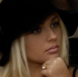 Лана Куколка