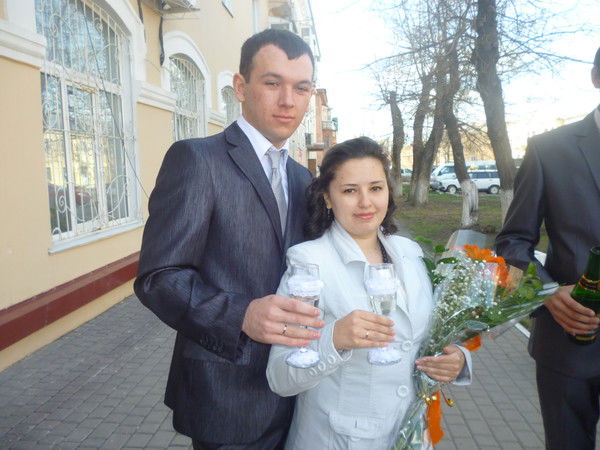 Анна Пинекер