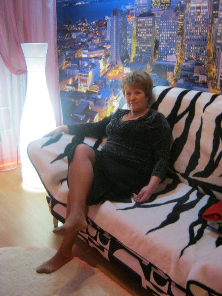 Анна Сахарова