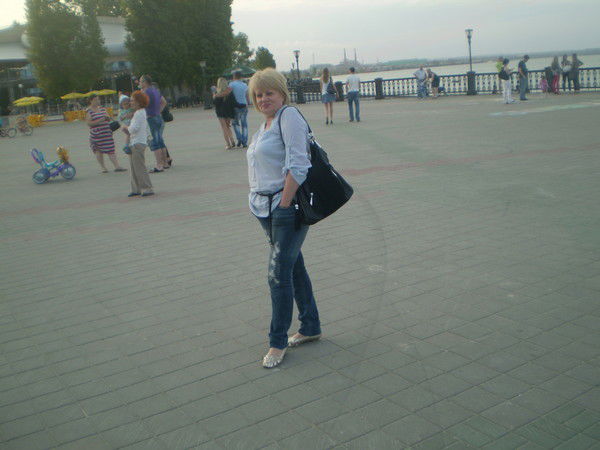 Оленька Купцова