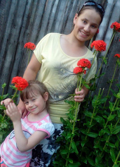 Любаша Зырянова