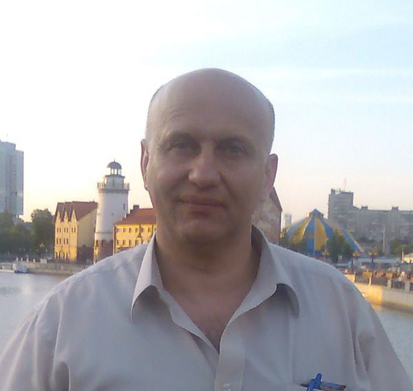 Валентин Свечколан