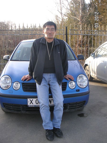 Валера ********