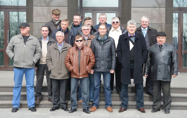 Александр Нелюбин