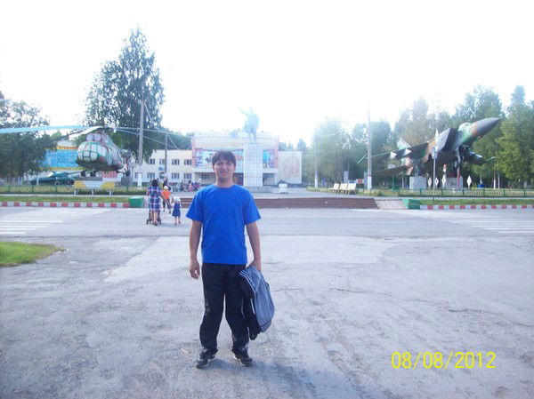 Хусрав Ерматов