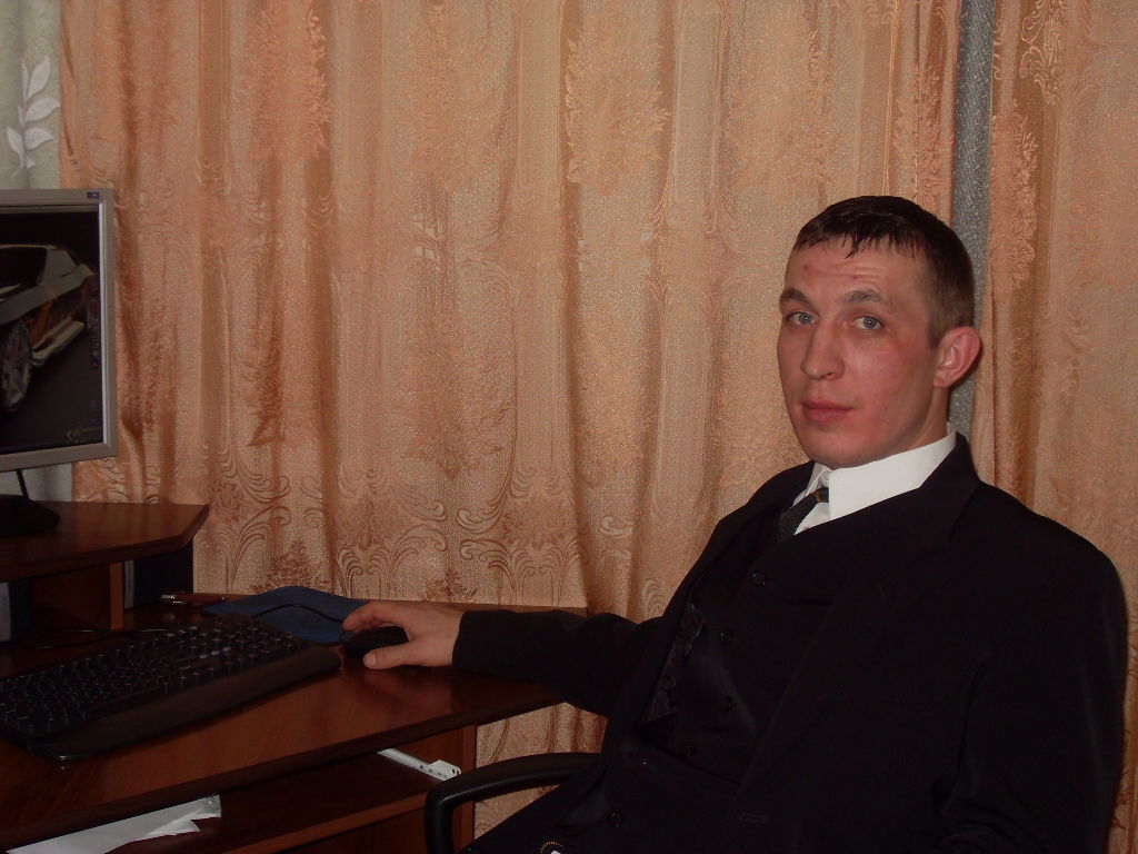 Владимир Степанов