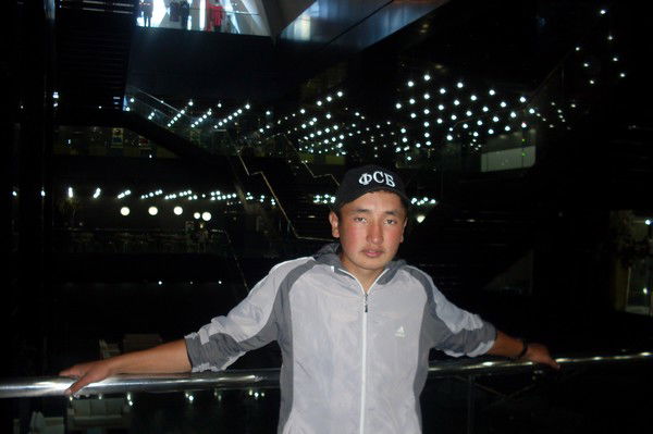 Олжас Альмухамбетов