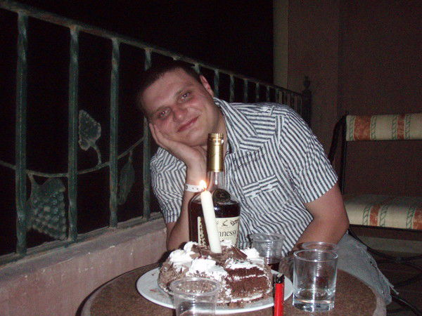 Павел Петров