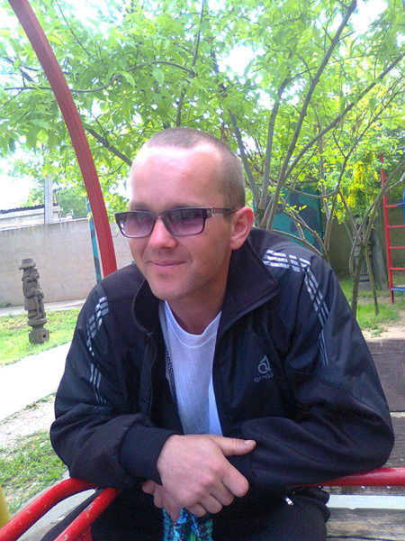 Константин Иванисов