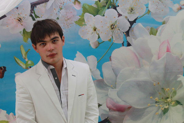 Борис Братчиков