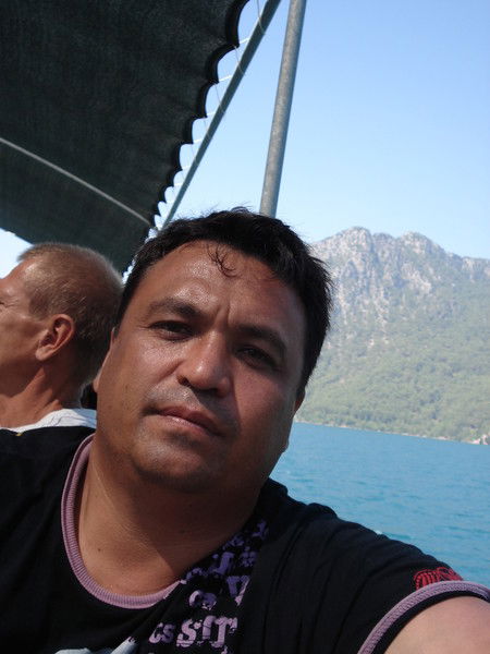 Руслан Аллаяров