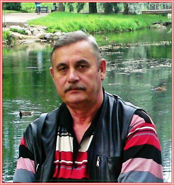 Александр Наумов