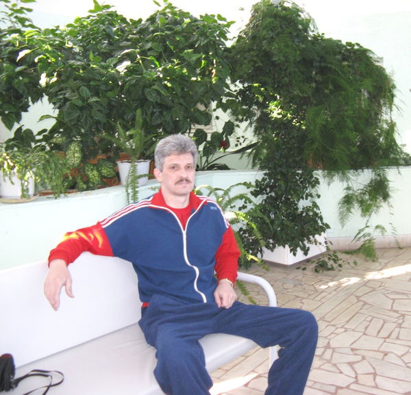 Алексей Иванов