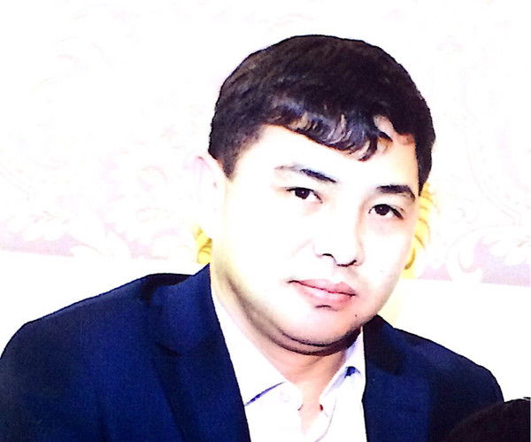 Асет Шапауов