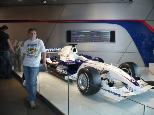 Денис Топоров