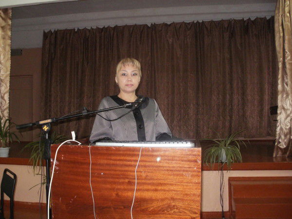 Лена Леонтьева