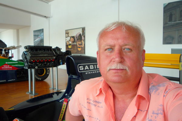 Валерий Глухов