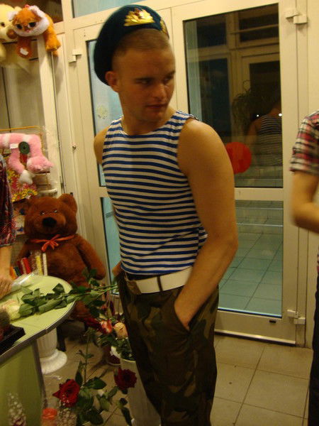 Петя Шарамков