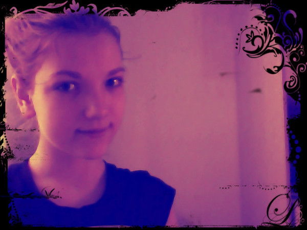 Даша Попова