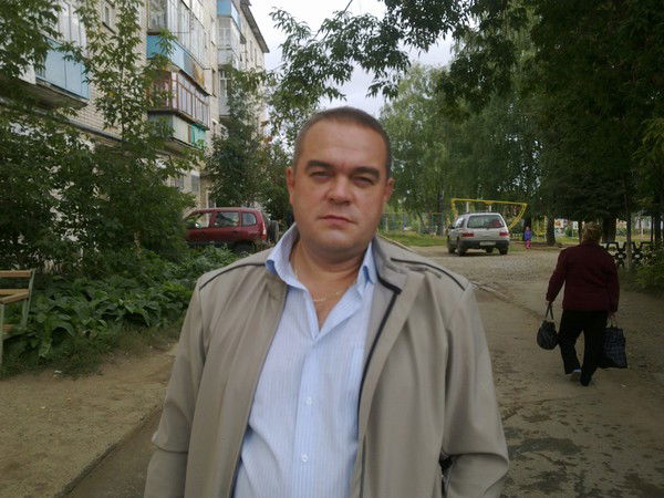 Владимир Максимов