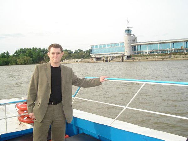 Виктор Левчук