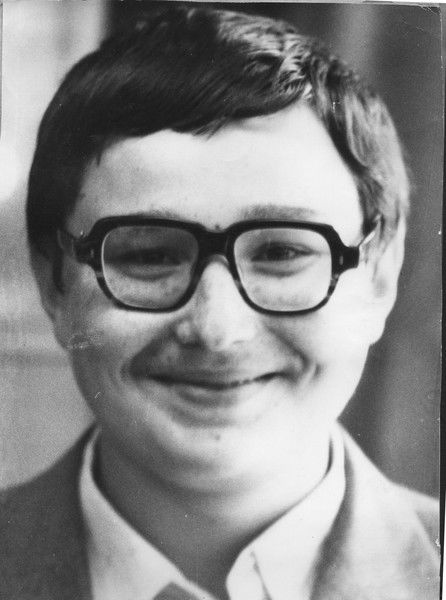 Илья Колкер