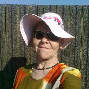 Людмила Зуева